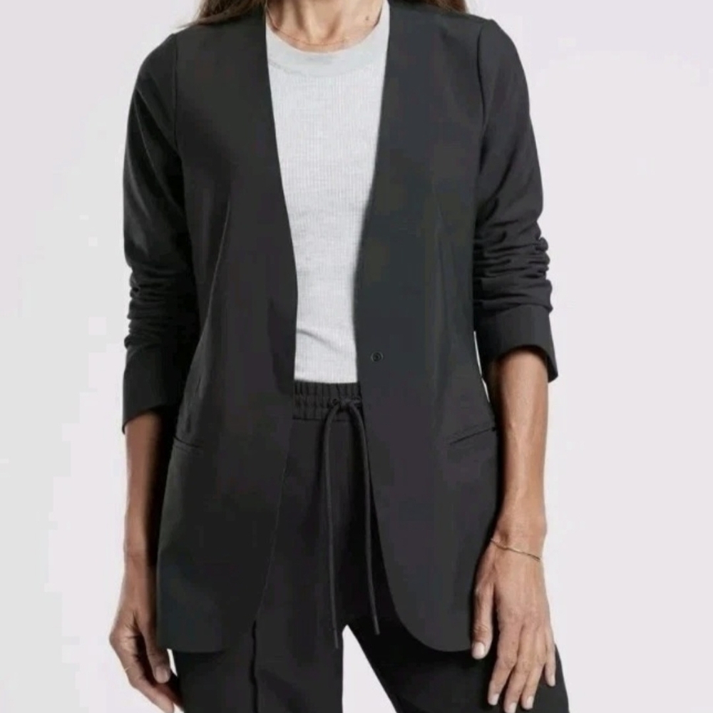 Athleta Avenue Blazer Size 6 Black